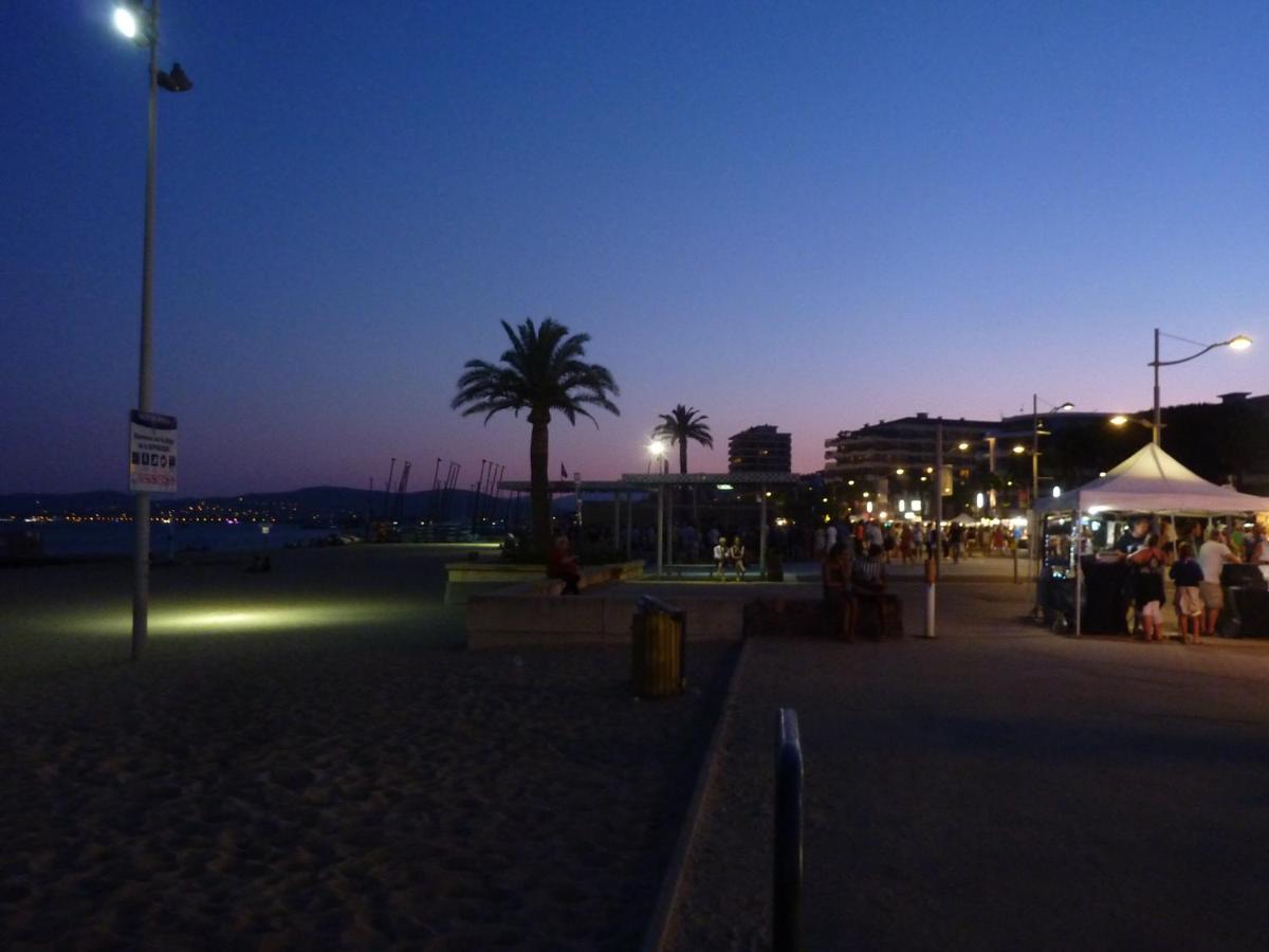 Logement calme proche mer, 4 personnes, St Aygulf Fréjus Eksteriør billede
