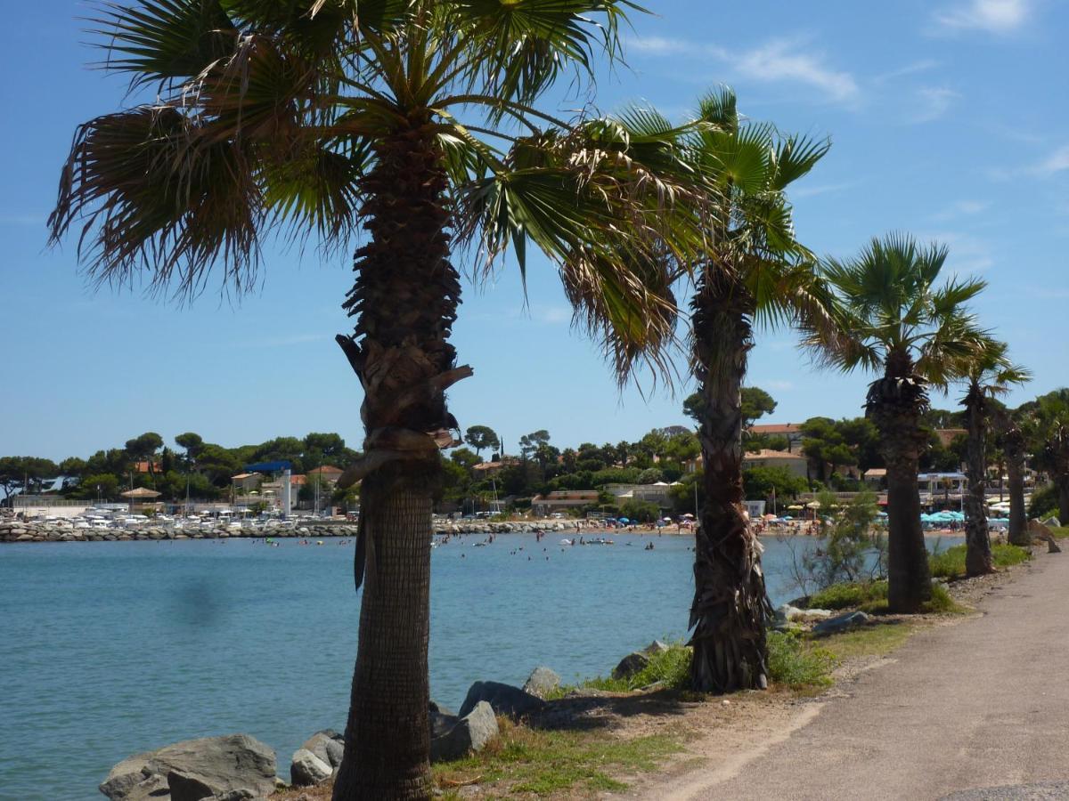 Logement calme proche mer, 4 personnes, St Aygulf Fréjus Eksteriør billede
