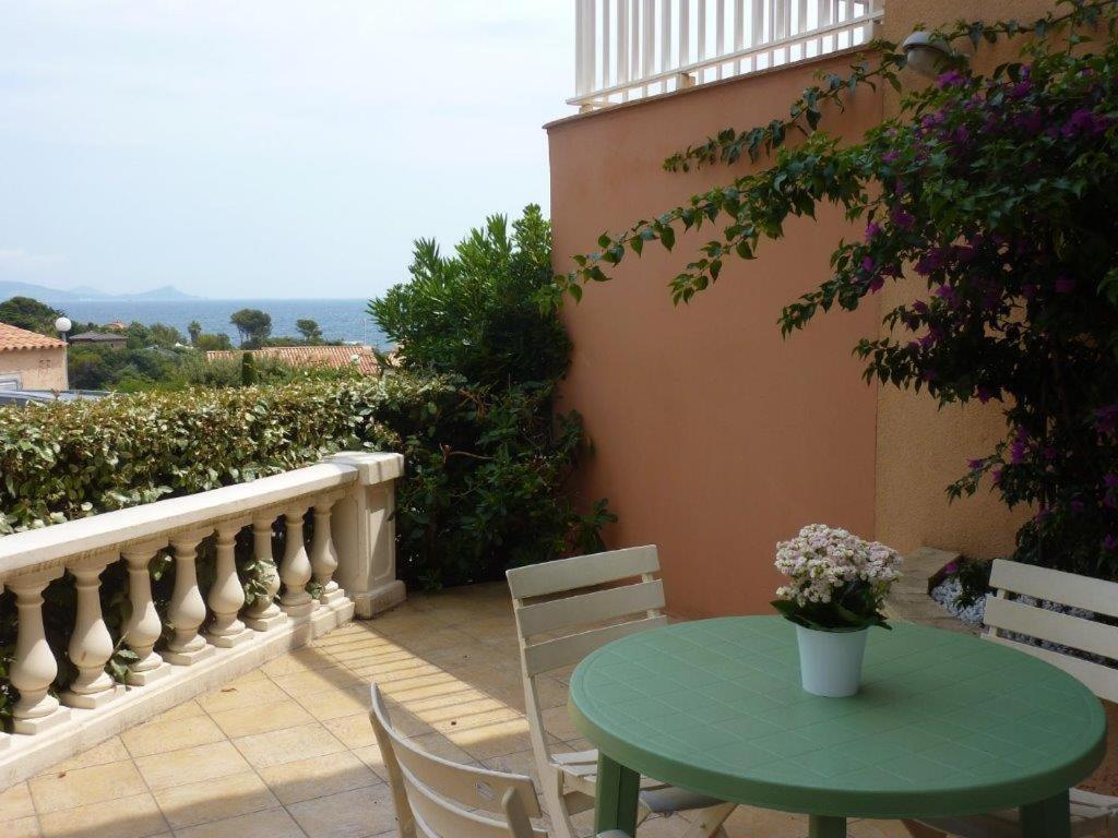Logement calme proche mer, 4 personnes, St Aygulf Fréjus Eksteriør billede